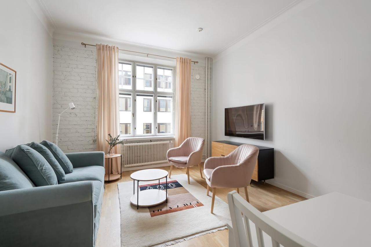 Wehost Fabulous 2Br In Prestigious Punavuori @Iso Roobertinkatu 26 Helsinki Bagian luar foto