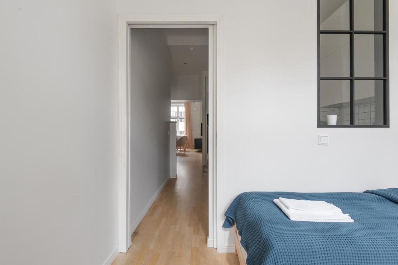Wehost Fabulous 2Br In Prestigious Punavuori @Iso Roobertinkatu 26 Helsinki Bagian luar foto