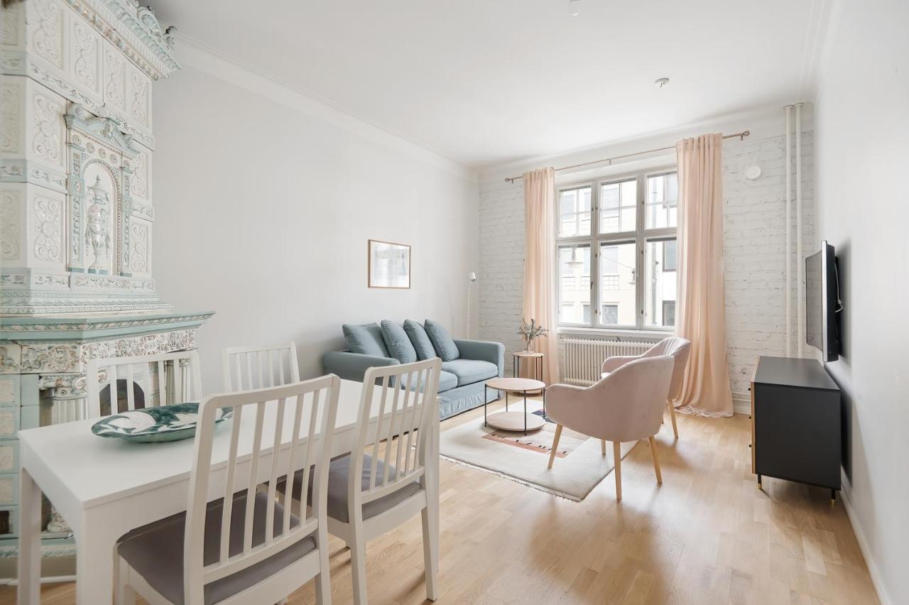 Wehost Fabulous 2Br In Prestigious Punavuori @Iso Roobertinkatu 26 Helsinki Bagian luar foto